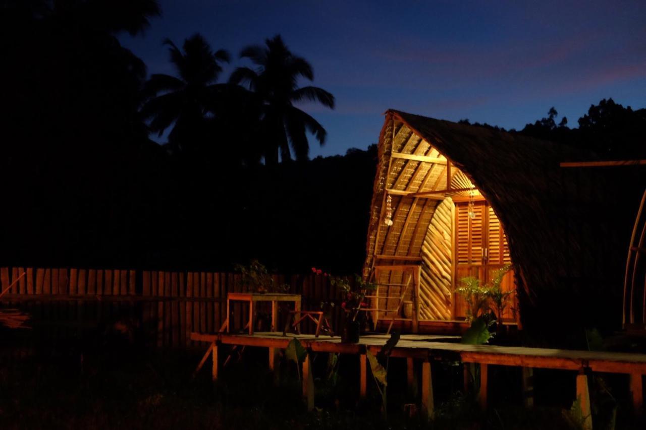 Palayan Paradise Huts San Vicente  Esterno foto